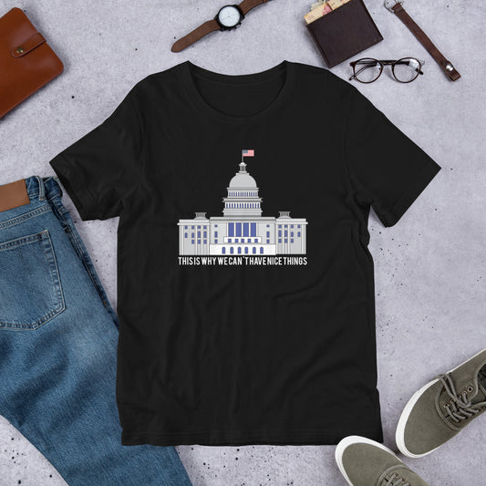 Black t-shirt / The Capitol Building